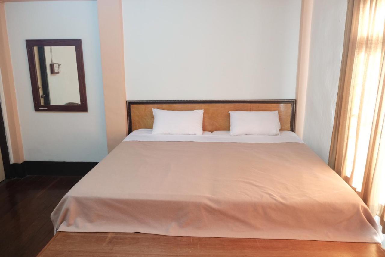 Manilath Guesthouse بان هواياكساي المظهر الخارجي الصورة