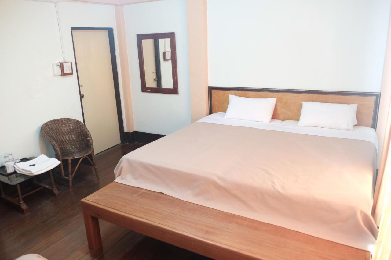 Manilath Guesthouse بان هواياكساي المظهر الخارجي الصورة